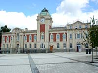 view of Kings Square with ex town hall